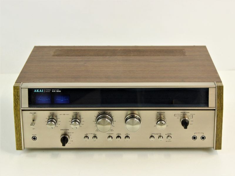 Vintage Akai AA-930 AM/FM Stereo ontvanger